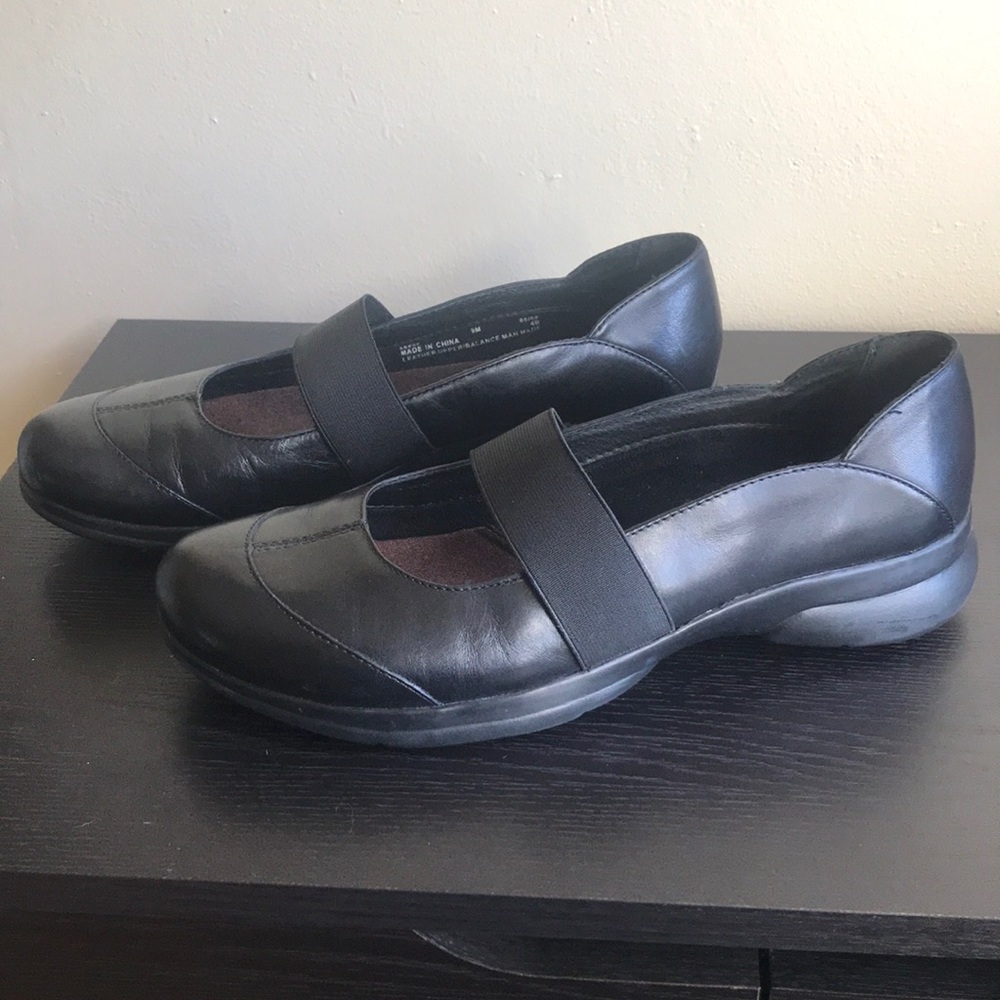 Clarks Mary Jane leather shoes